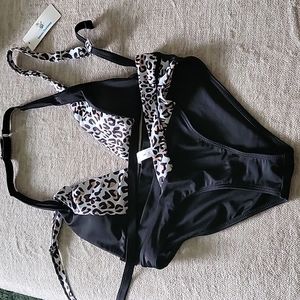 Women's bikini, size medium
